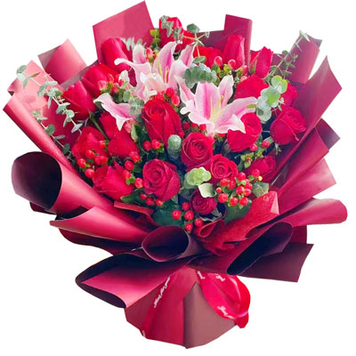 东营22朵红玫瑰百合，爱的火焰